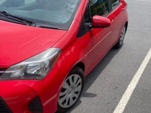 Used 2015 Toyota Yaris L FWD image 8