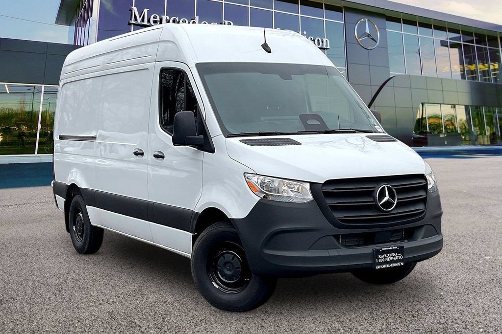 Used 2026 Mercedes-Benz Sprinter 2500 image 1
