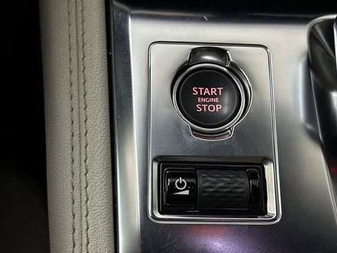 Used 2024 Jaguar F-PACE R-Dynamic S image 34