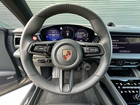 Certified 2025 Porsche Macan 4 Electric image 16