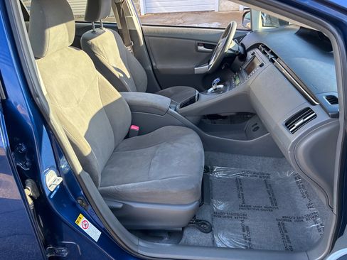 Used 2011 Toyota Prius Three w/ Navigation Pkg image 14