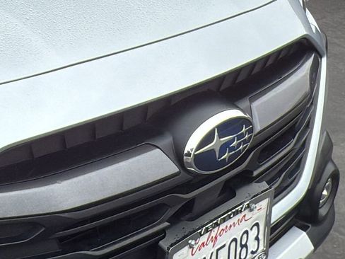 Certified 2024 Subaru Outback Limited AWD/4WD image 9