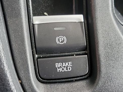 Used 2023 Honda Accord EX image 18