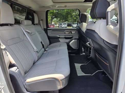 Used 2025 RAM 1500 Tungsten AWD/4WD image 21