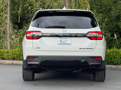 New 2026 Honda Pilot Black Edition image 29