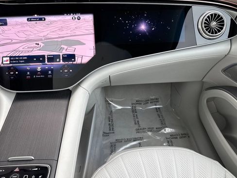 Certified 2023 Mercedes-Benz EQS 580 4MATIC SUV image 30