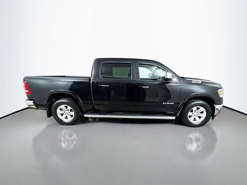 Used 2022 RAM 1500 Laramie AWD/4WD image 5