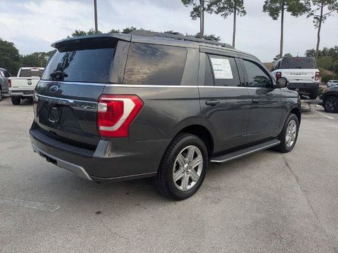 Certified 2021 Ford Expedition XLT RWD image 4