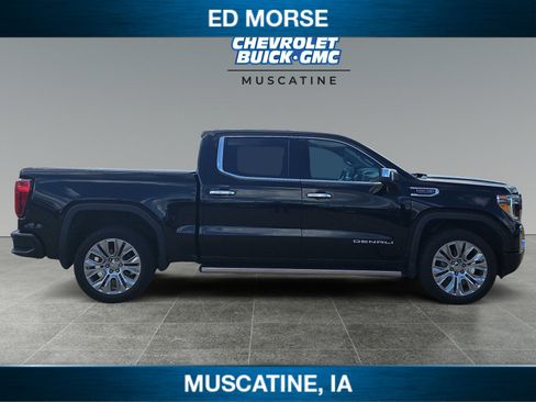 Used 2022 GMC Sierra 1500 Denali w/ Denali Premium Package AWD/4WD image 6