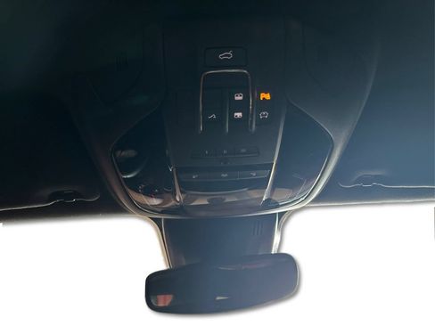 Used 2018 Maserati Ghibli RWD image 24