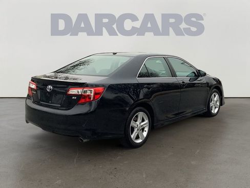 Used 2014 Toyota Camry SE image 7