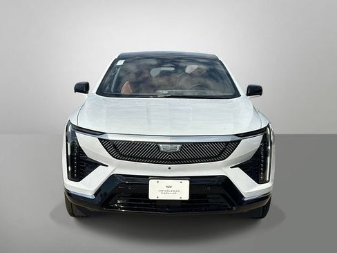New 2027 Cadillac Optiq Premium Luxury w/ LPO, Floor Liner Package AWD/4WD image 12