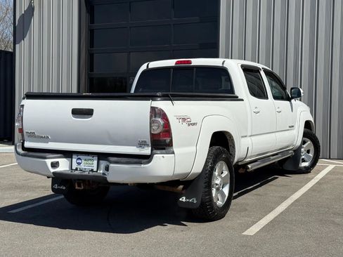 Used 2013 Toyota Tacoma 4x4 Double Cab w/ TRD Sport Pkg image 5