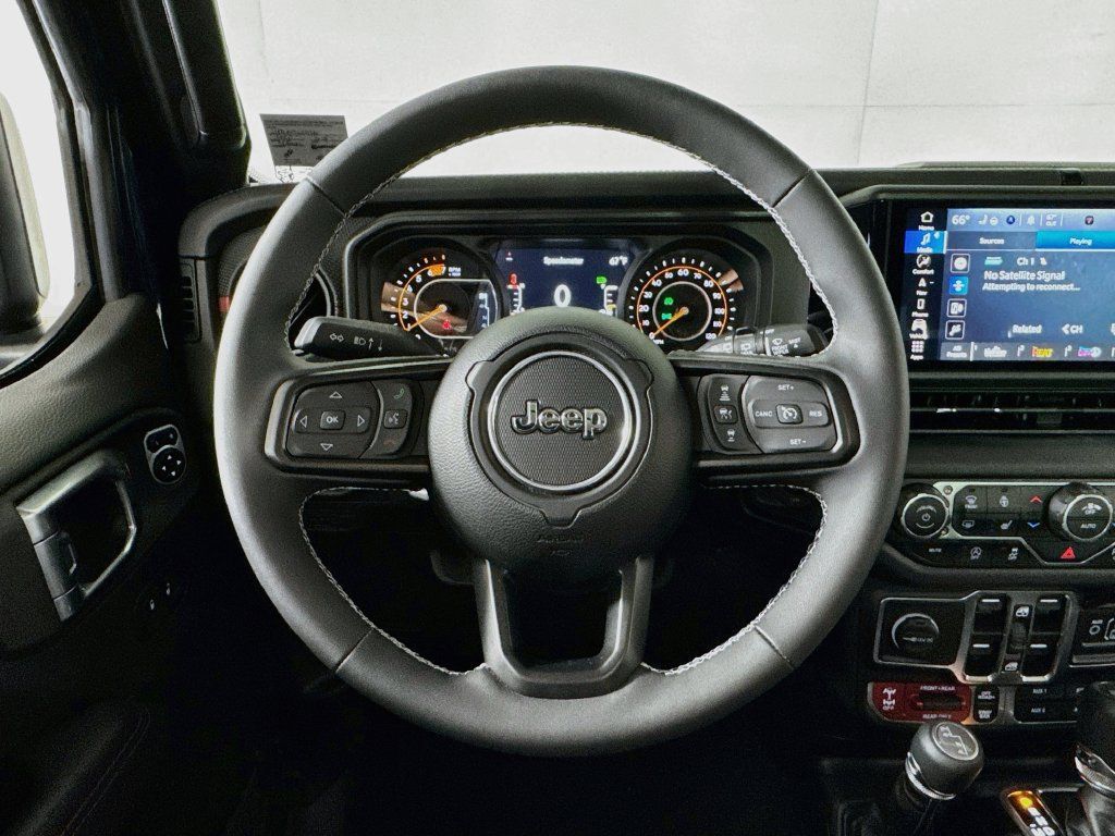 Used 2025 Jeep Wrangler Unlimited Rubicon w/ Safety Group AWD/4WD image 11