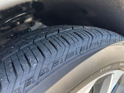 Certified 2023 Lincoln Nautilus Reserve w/ Luxury Package image 22