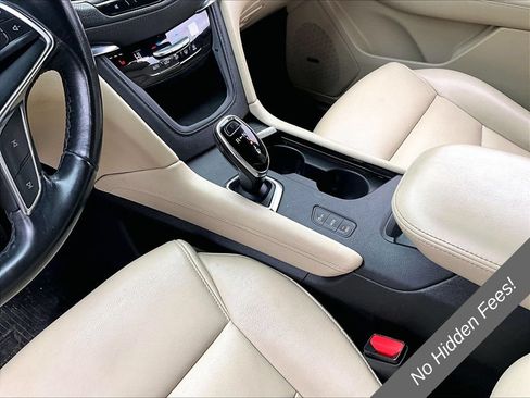 Used 2019 Cadillac XT5 AWD image 13