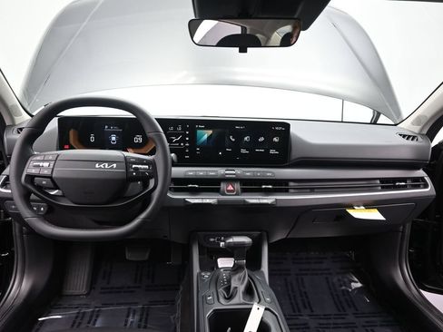 New 2026 Kia K4 EX FWD image 37