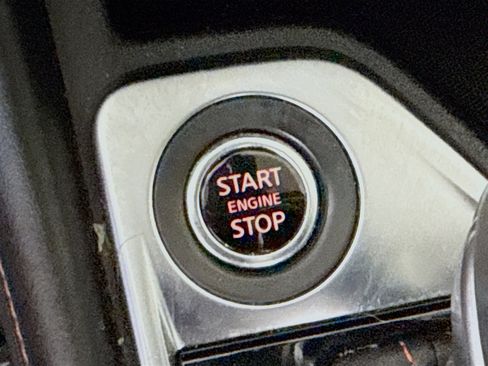 Used 2024 Nissan Sentra SR w/ SR Premium Package FWD image 21