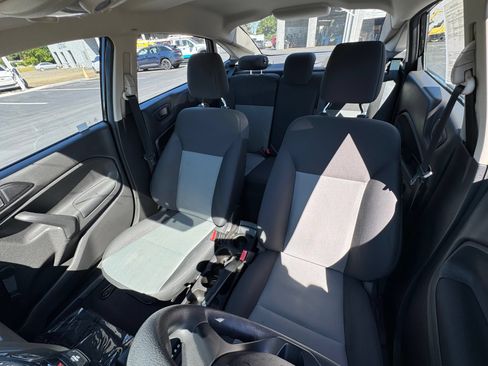 Used 2017 Ford Fiesta S FWD image 13