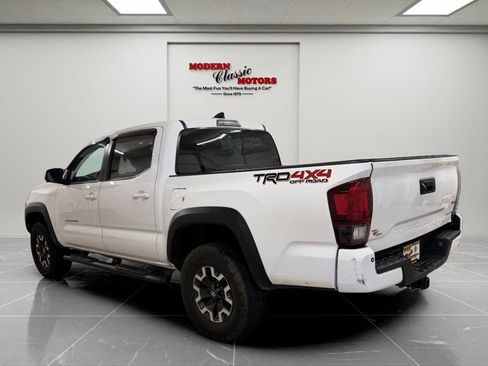 Used 2021 Toyota Tacoma TRD Off-Road w/ Technology Package AWD/4WD image 5