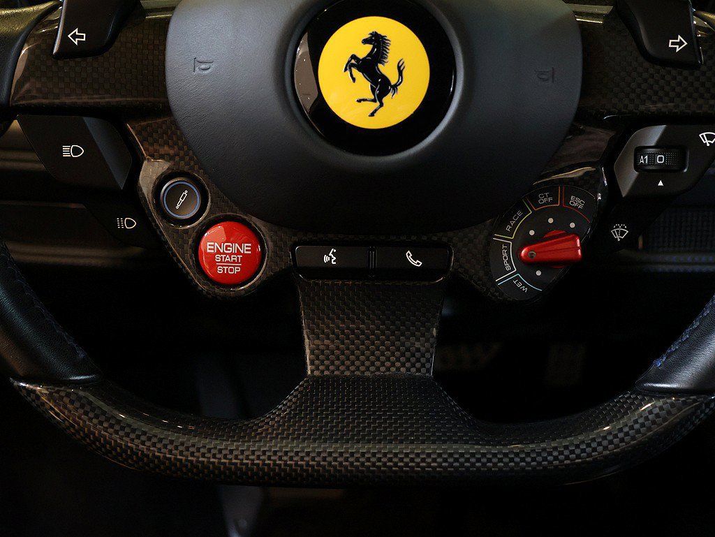Certified 2020 Ferrari F8 Tributo RWD image 98