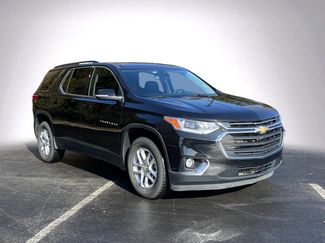 Used 2021 Chevrolet Traverse LT video 2