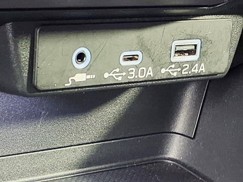 Used 2024 Subaru Crosstrek 2.0i Premium AWD/4WD image 19