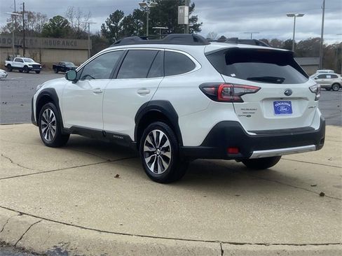 Used 2025 Subaru Outback Limited w/ Popular Package #2 image 4