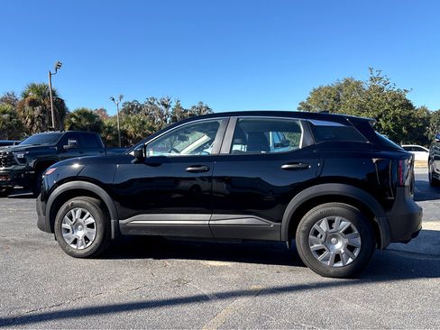 Used 2025 Nissan Kicks S image 27
