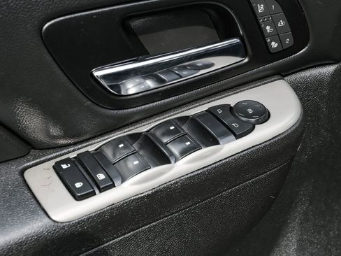 Used 2013 Chevrolet Silverado 2500 LTZ w/ LTZ Plus Package image 40