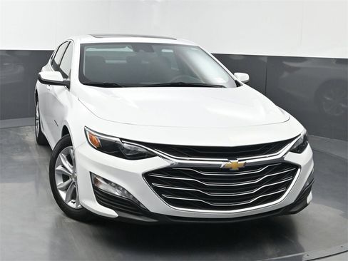 Used 2024 Chevrolet Malibu LT image 36