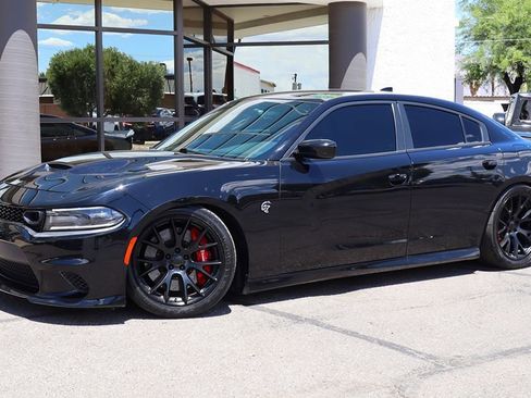 Used 2016 Dodge Charger SRT Hellcat RWD image 3