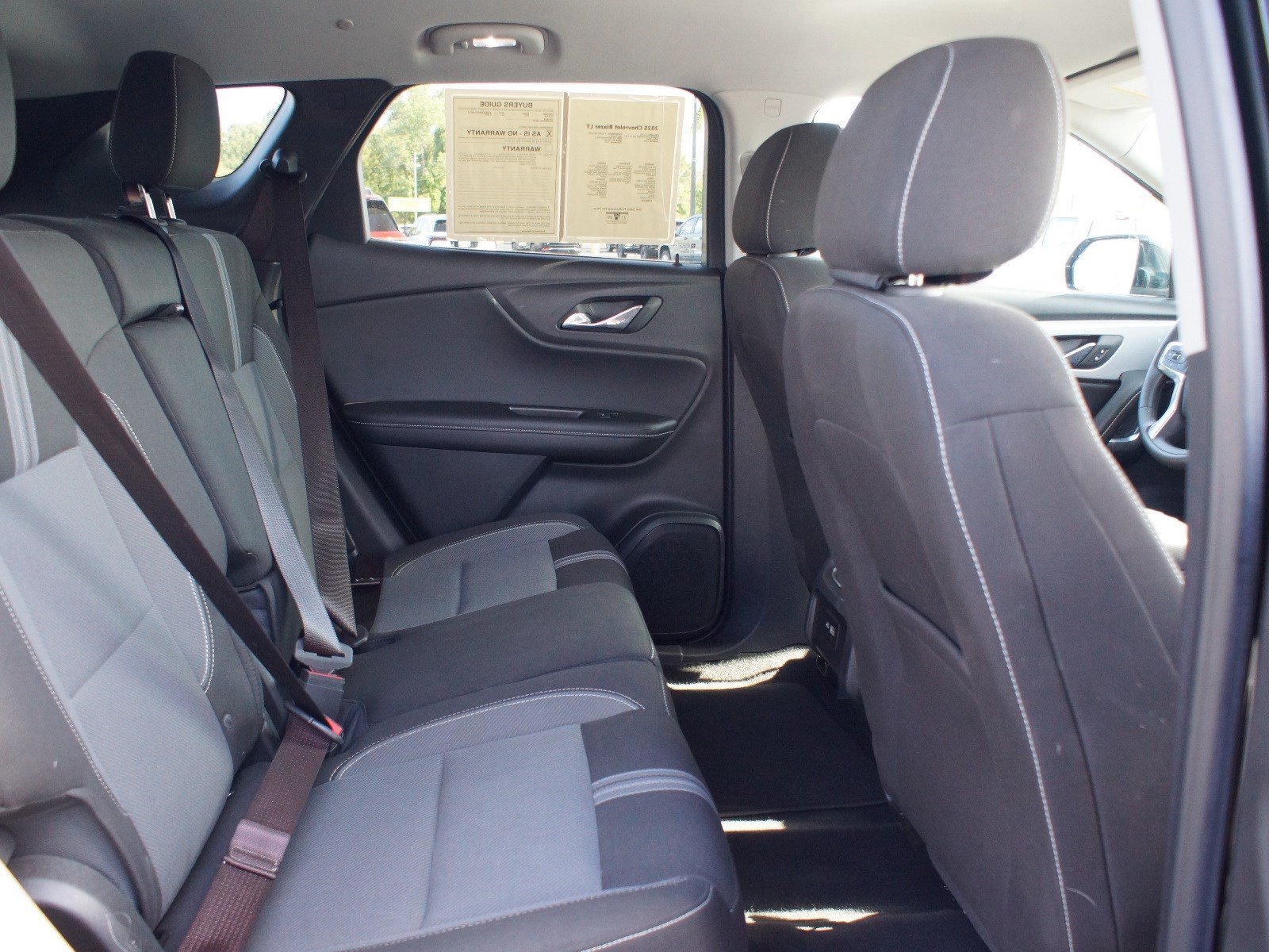 Used 2025 Chevrolet Blazer LT FWD image 20