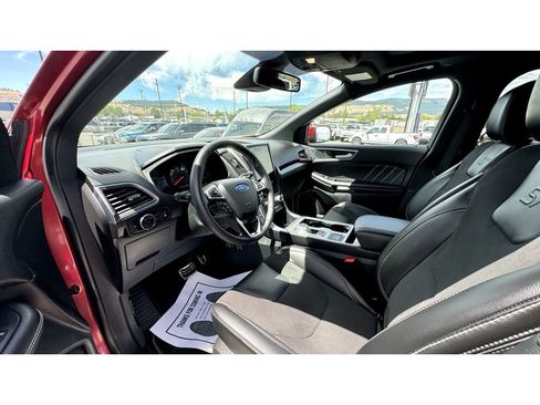 Used 2024 Ford Edge ST w/ Equipment Group 401A image 16