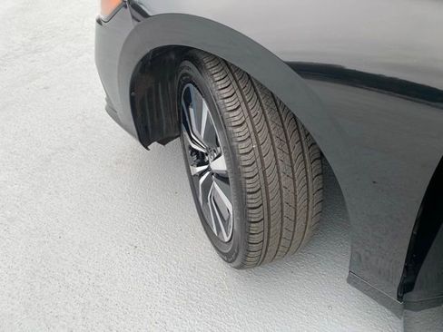 Certified 2023 Honda Civic EX-L image 29