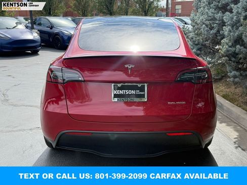 Used 2023 Tesla Model Y Performance image 7