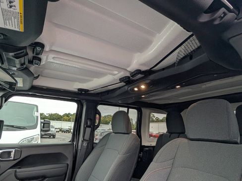 New 2026 Jeep Wrangler Unlimited Sport image 9