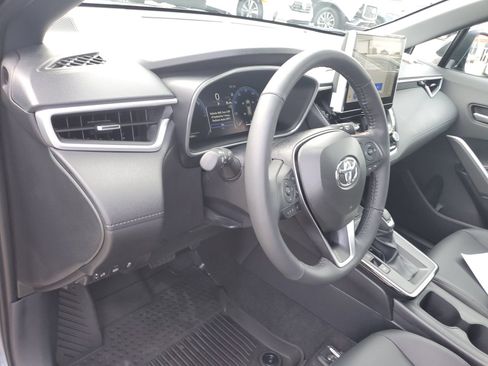 Certified 2026 Toyota Corolla Cross AWD Hybrid w/ Convenience Package image 20