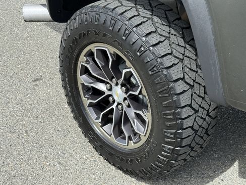 Used 2017 Chevrolet Colorado ZR2 AWD/4WD image 28