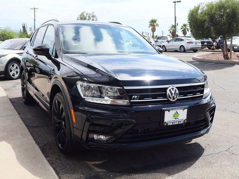 Used 2021 Volkswagen Tiguan SE R-Line image 17