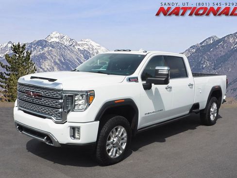 Used 2021 GMC Sierra 3500 Denali w/ Denali Ultimate Package AWD/4WD image 1