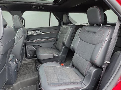 New 2026 Ford Explorer ST w/ Sun And Sound Package image 11