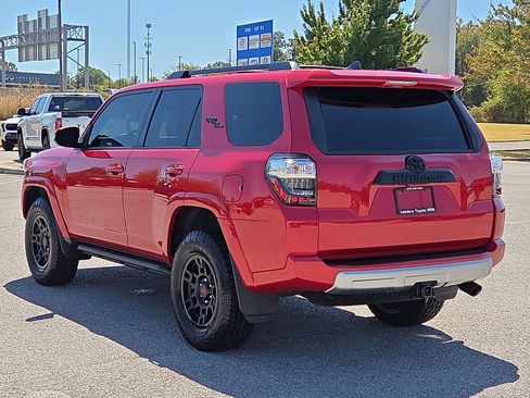 Used 2024 Toyota 4Runner TRD Off-Road Premium w/ Off Road Premium Plus Package AWD/4WD image 4