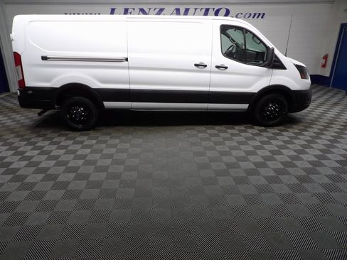 Used 2024 Ford Transit 250 Low Roof AWD image 2