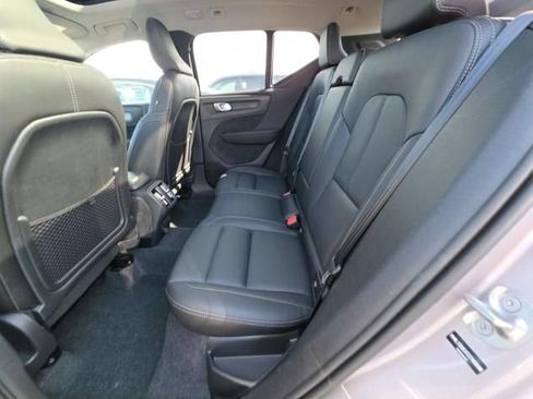 Used 2026 Volvo XC40 B5 Plus AWD/4WD image 8