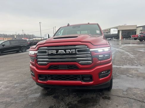 New 2026 RAM 2500 Laramie AWD/4WD image 10