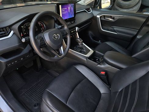 Used 2023 Toyota RAV4 XLE Premium AWD/4WD image 10