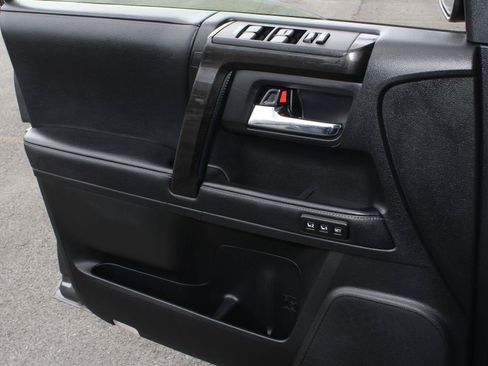 Used 2021 Toyota 4Runner Nightshade AWD/4WD image 9