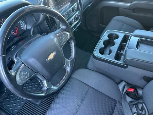 Used 2018 Chevrolet Silverado 1500 LT w/ All Star Edition image 10