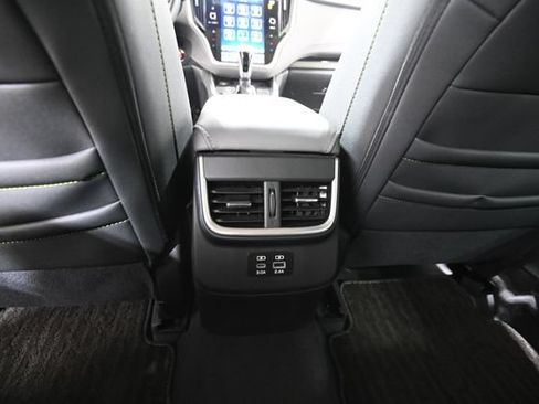 Certified 2025 Subaru Outback Onyx Edition AWD/4WD image 29